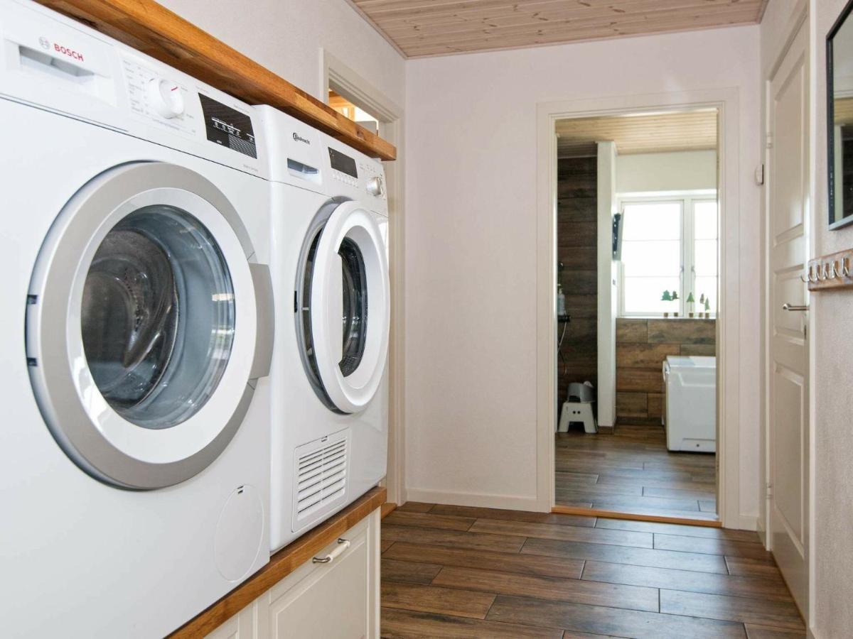 10 Person Holiday Home In Glesborg Buitenkant foto