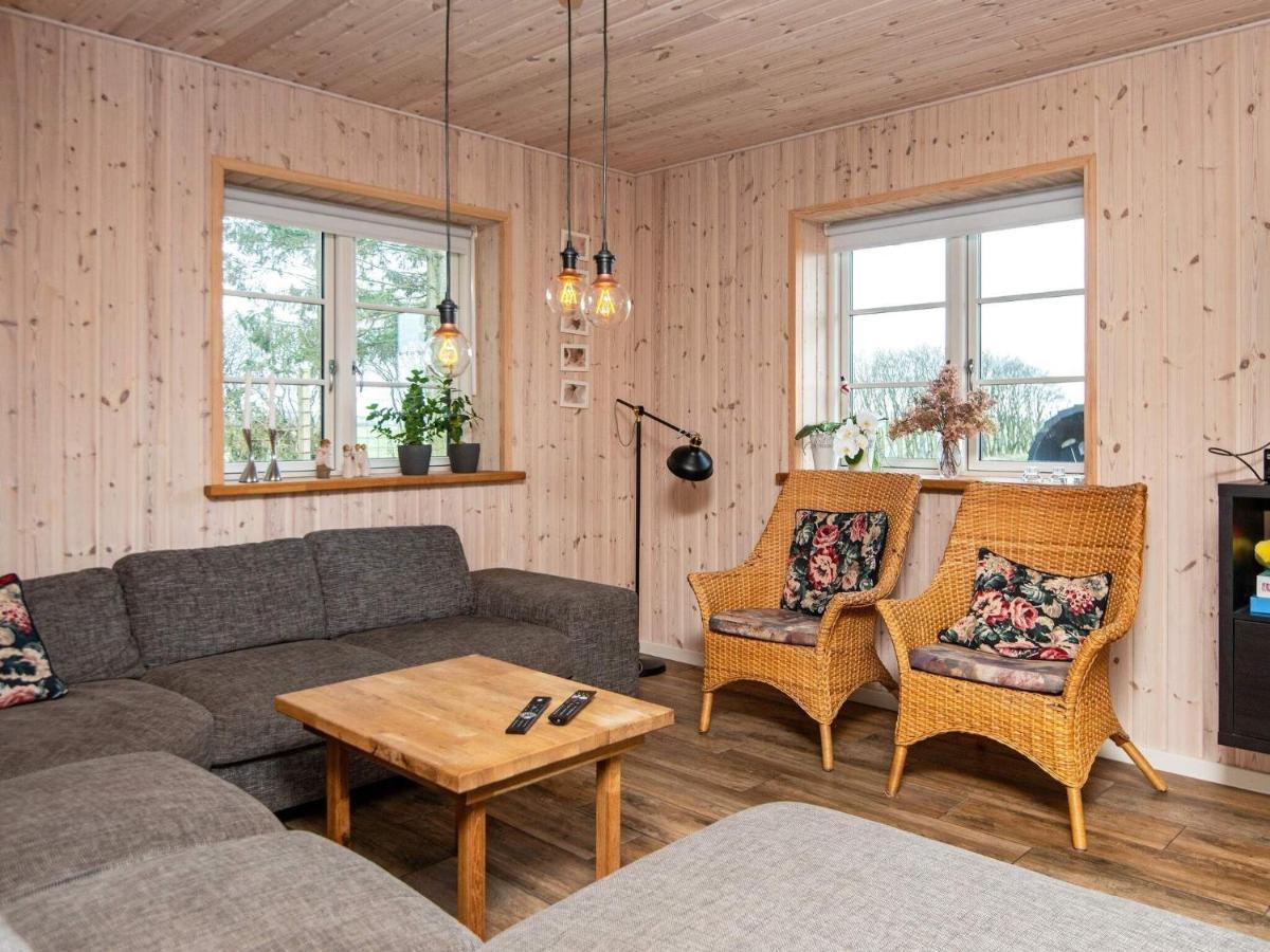 10 Person Holiday Home In Glesborg Buitenkant foto